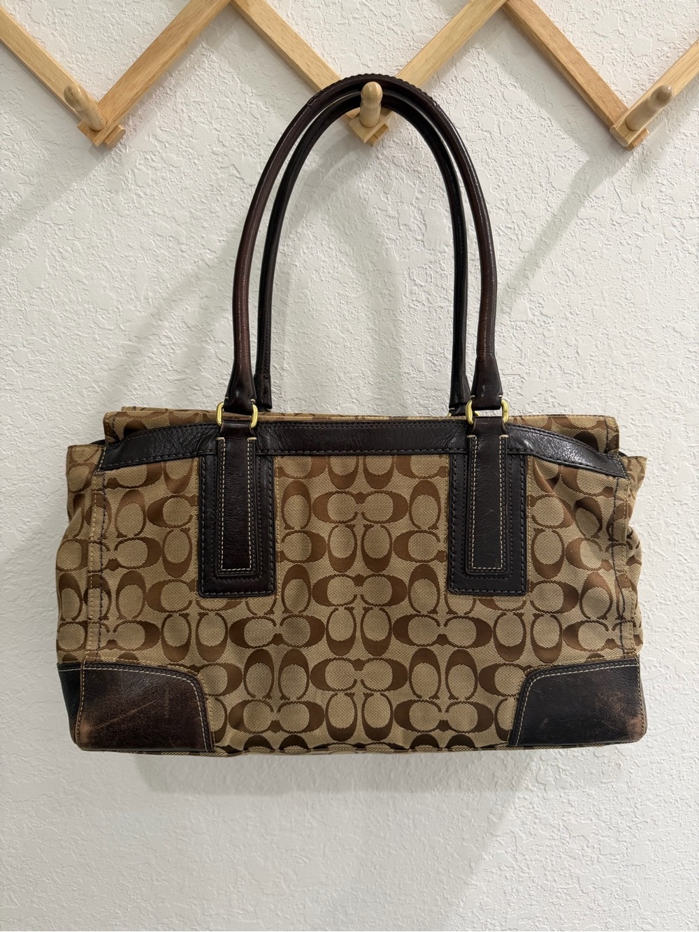 Coach Vintage Hamptons Signature Canvas Large Carryall Tote Bag in Brown Tan - Picture 5 of 9